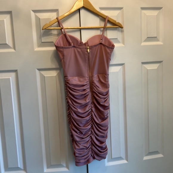 Revamped dress - Picture 3 of 4